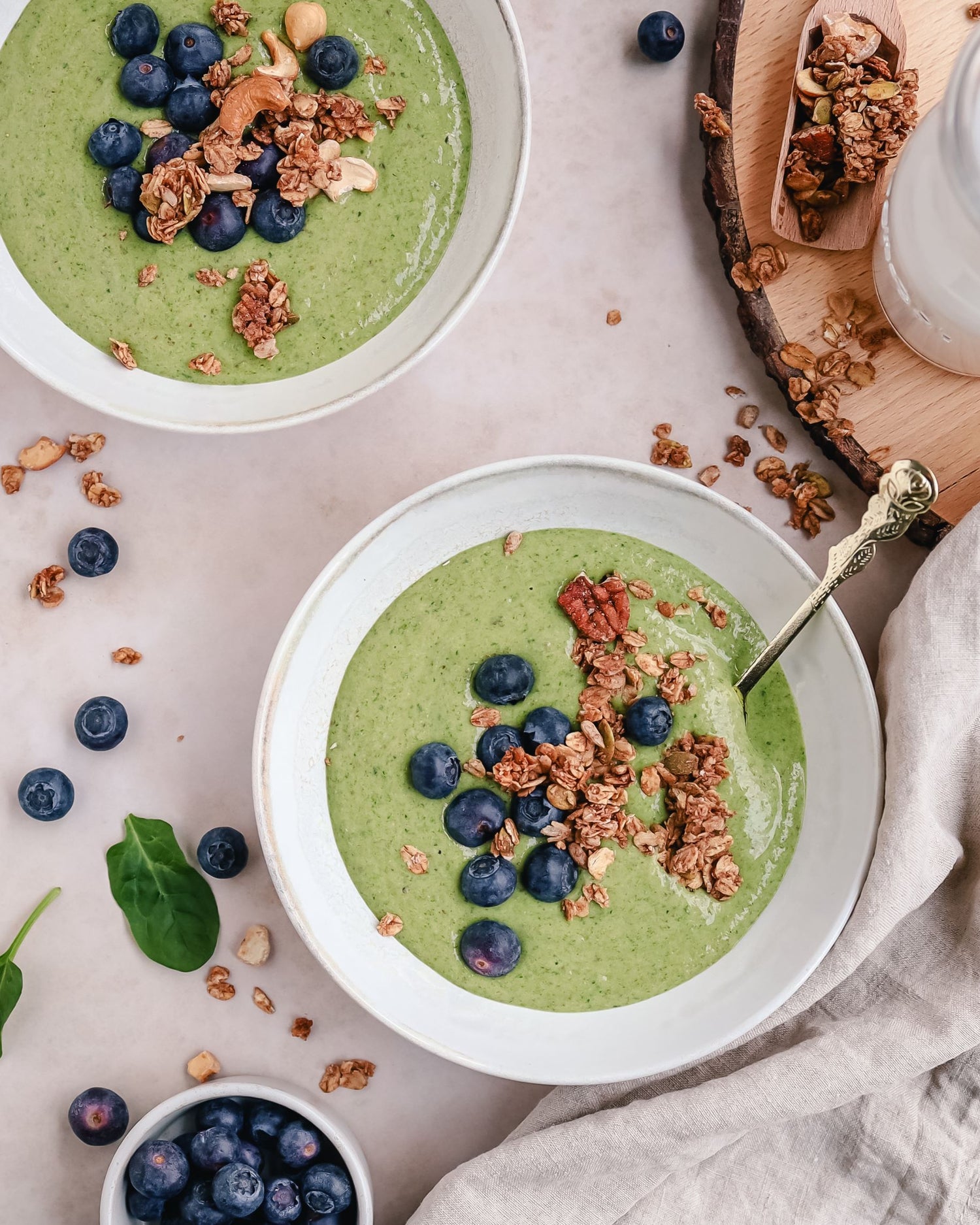 Spinat-Buchweizen Smoothie Bowl